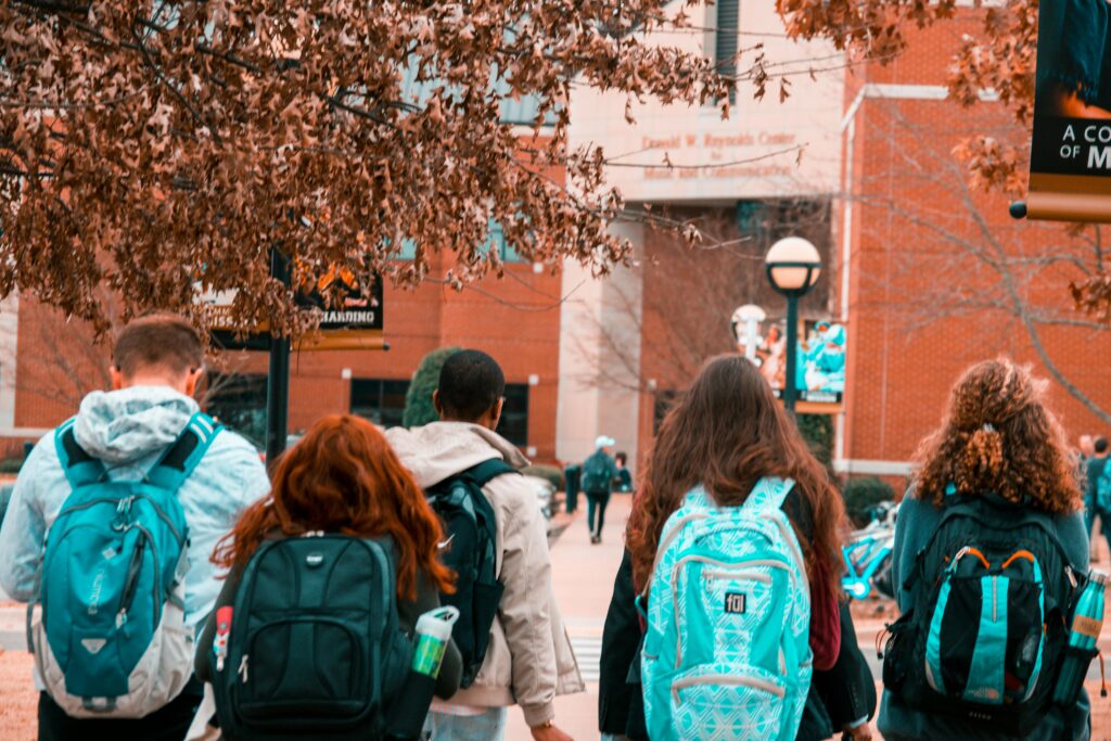 Students arriving on campus